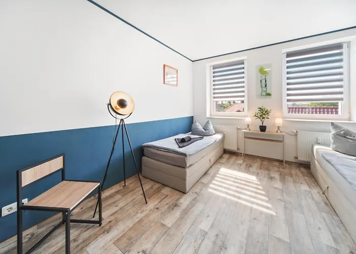 Apartment Stadtrand, 4 Personen, Nahe Bahnhof Und Halberstadt